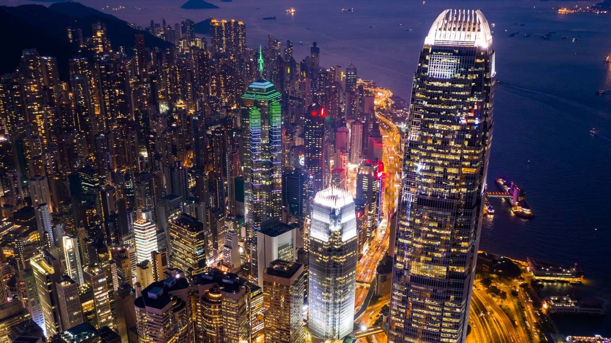 港股分析｜恒生指數整固待變！3個關鍵下再試兩個頂位