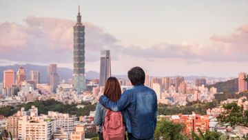 港幣兌台幣攻略, 3大唱錢方法, 12間找換店, 銀行, 海外提款, 匯率比較, 新台幣, hkbt, 香港財經時報
