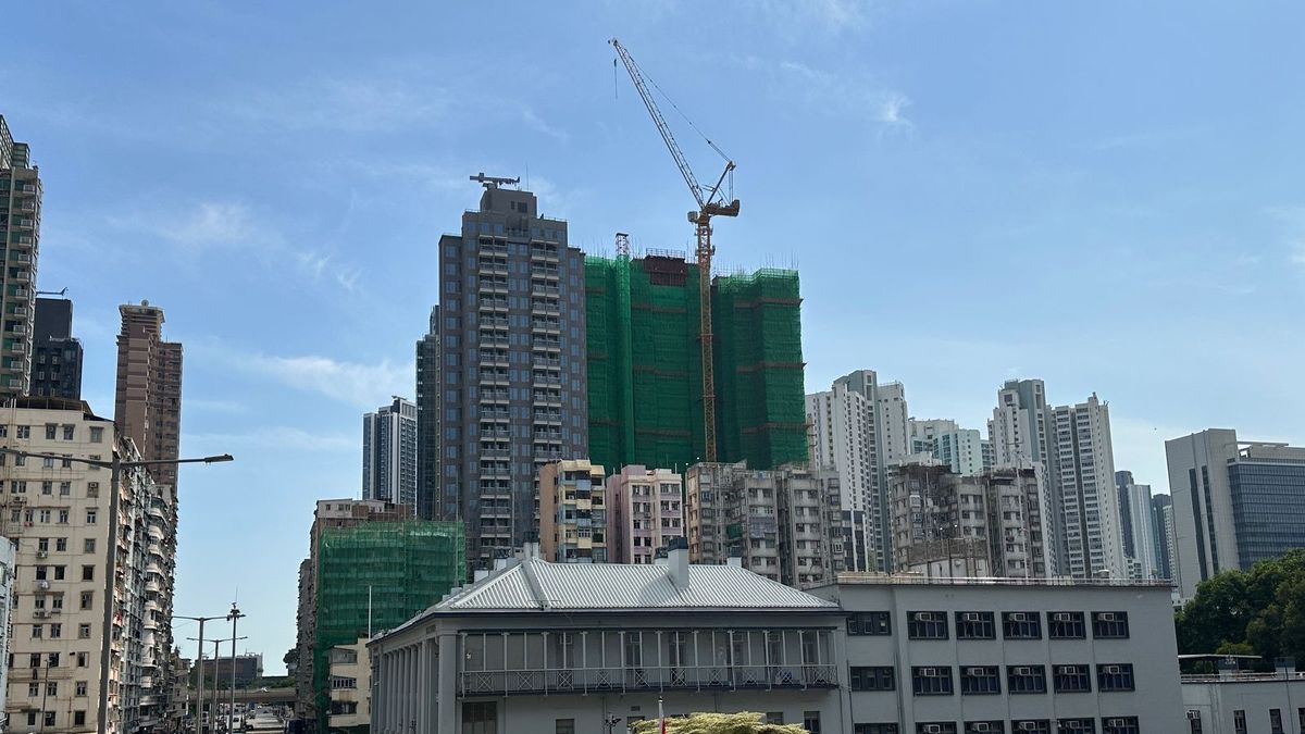 新盤開價較2015年低逾10%！小心香港樓價下跌陷入惡性循環