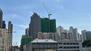 新盤開價較2015年低逾10%！小心香港樓價下跌陷入惡性循環