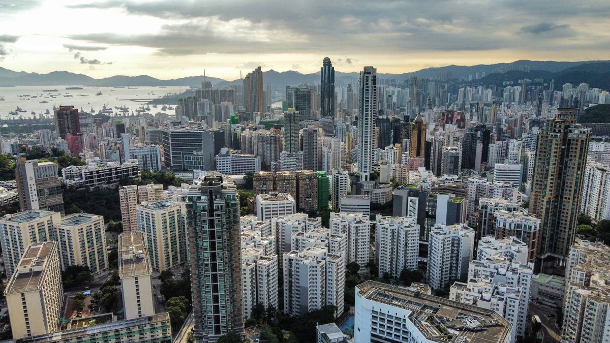 港股分析｜財政預算案樓市撤辣、地產股升勢能否延續須視乎一個關鍵｜專家薦2隻當旺股