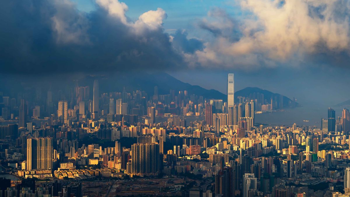 樓市不濟「火燒連環船」｜嚴冬暫未見到太陽！銀行拒按、成交大幅萎縮｜老樓周記