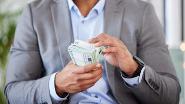 財務自由, 龔成教室, 香港財經時報
