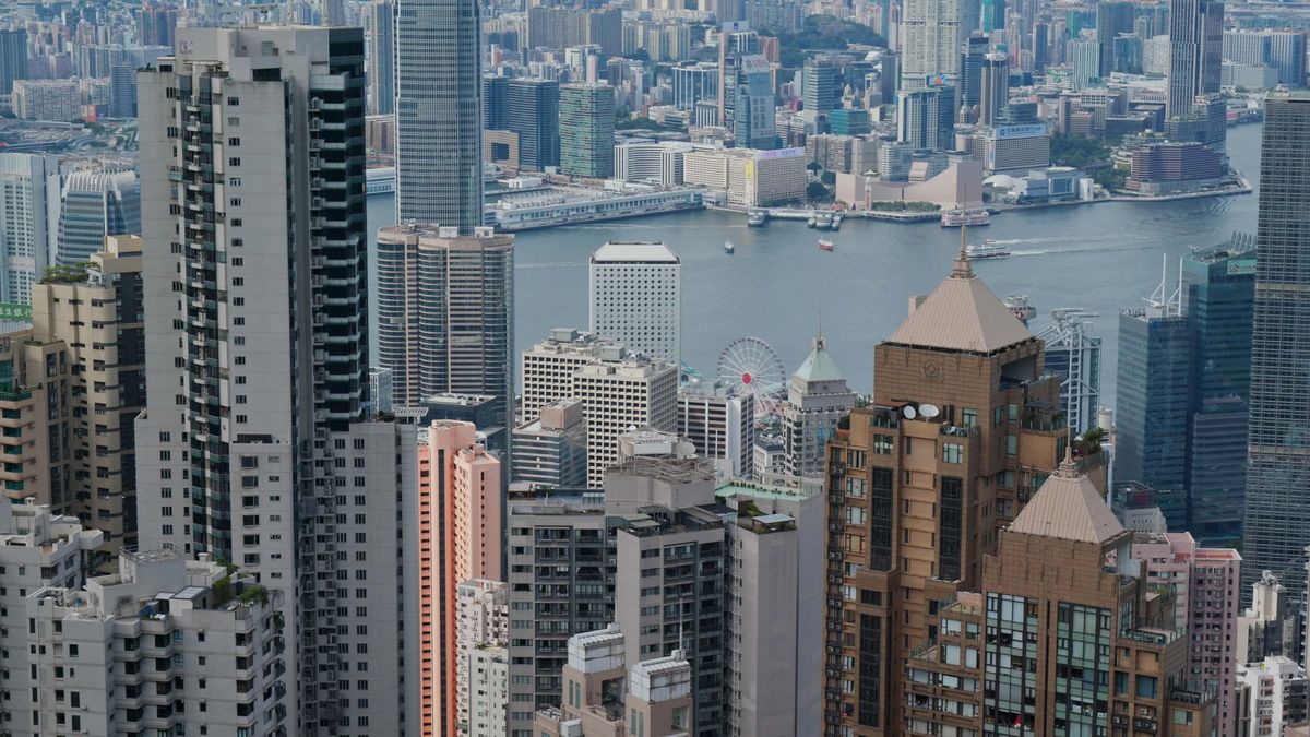一手私宅成交連跌3個月｜全港三區兩跌一升｜港島區逆市造好！8月有望回勇創新高｜潮樓特區