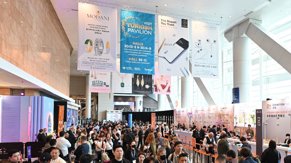 香港國際珠寶展隆重開幕 設有18個國家及地區展館 成就世界級珠寶商貿平台｜EXHIBITION PLUS