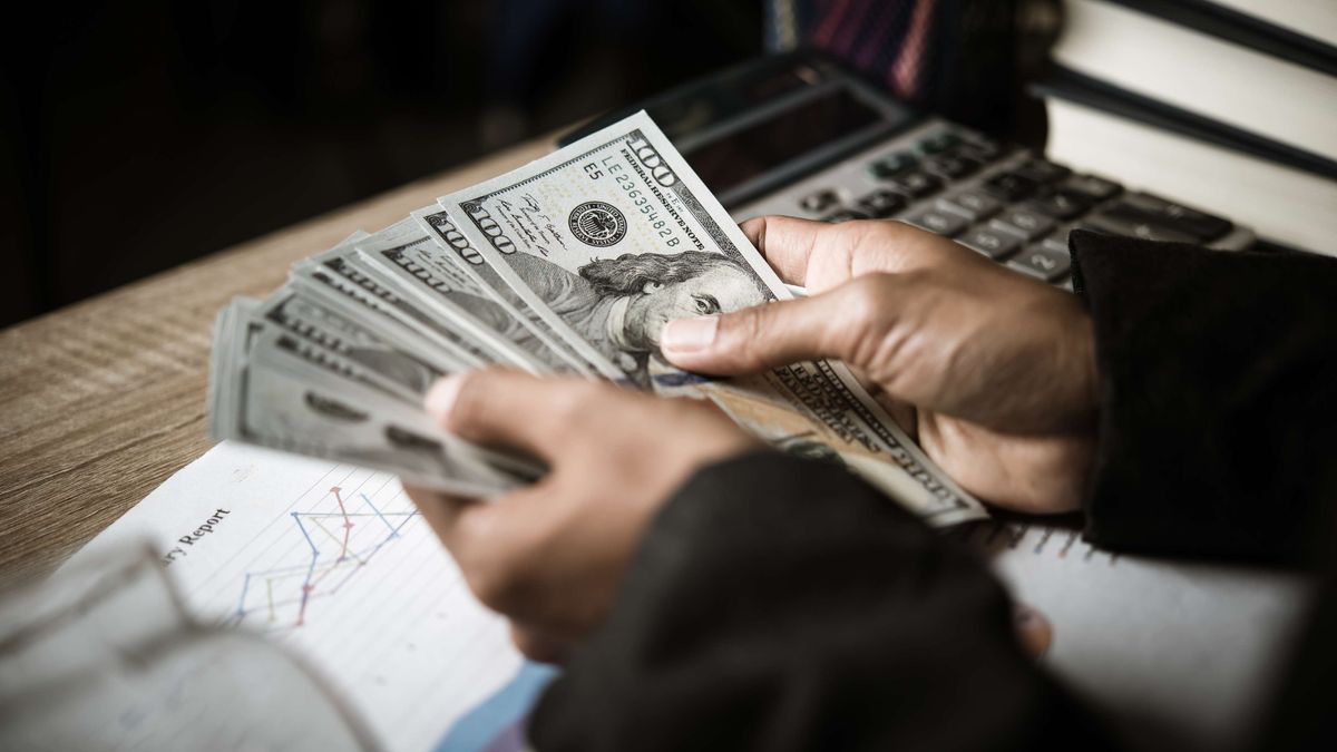 理財個案｜100萬現金想投資收息股為主！請問如何分配好？｜龔成教室