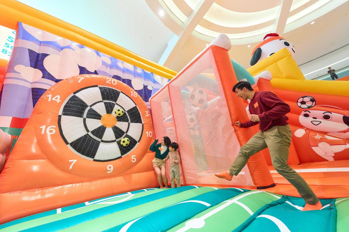 聖誕好去處, d park 50分鐘免費入場任玩 5000呎足球主題彈床, 香港財經時報