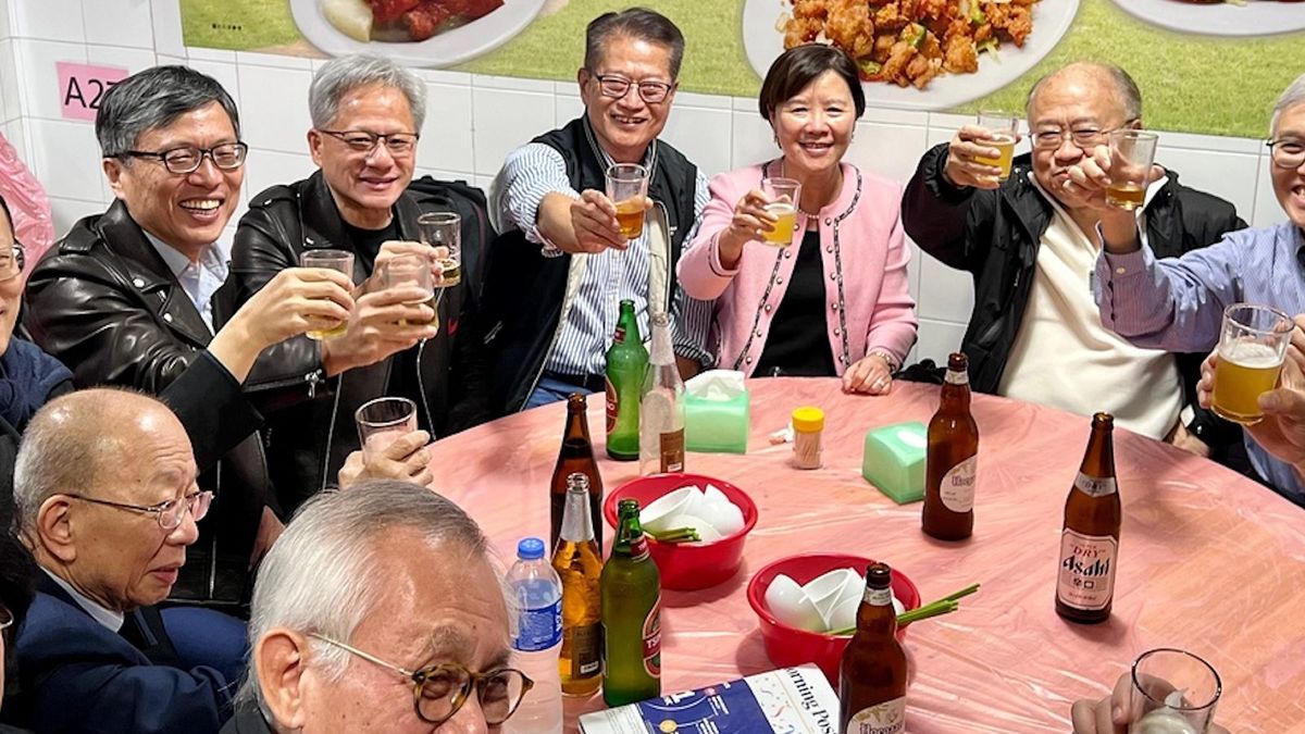 陳茂波與黃仁勳等到深水埗嘆啤酒、地道小炒談創科