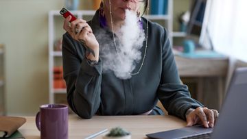 太空油是什麼, 禁毒常委會, 支持政府盡快修例打擊新興毒品, 香港財經時報