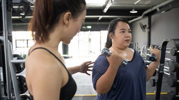 調查, 逾7成港人嫌棄自己身材, 過半數受訪者餐後感內疚, 香港財經時報