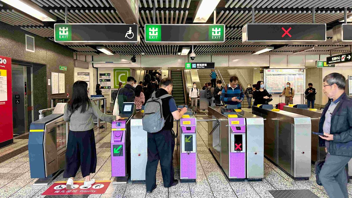 平安夜交通安排｜港鐵輕鐵通宵行駛！九巴城巴高鐵電車班次調整