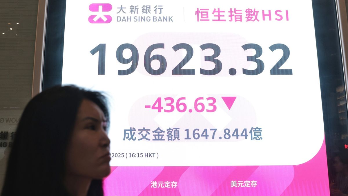恒生指數2025年首日紅盤低開低收跌436點！支持位退至100天線