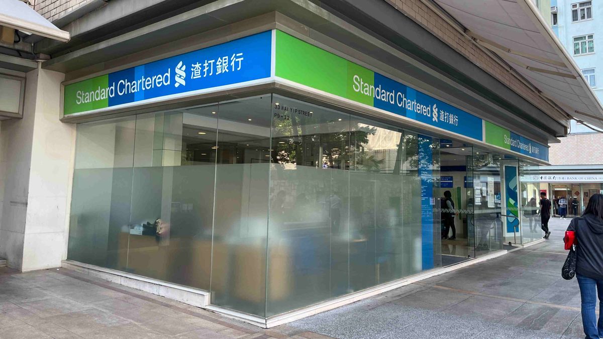 網上預約換新鈔名額2025｜匯豐已爆滿！渣打尚可預約迎新鈔！中銀：明天再試