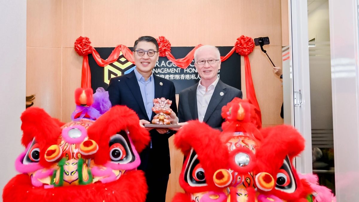 新加坡資產管理公司佰利騰資產管理在香港開設首個海外辦事處，利用香港優越地理位置，擔當聯繫北亞和東南亞地區客戶的重要橋樑角色。