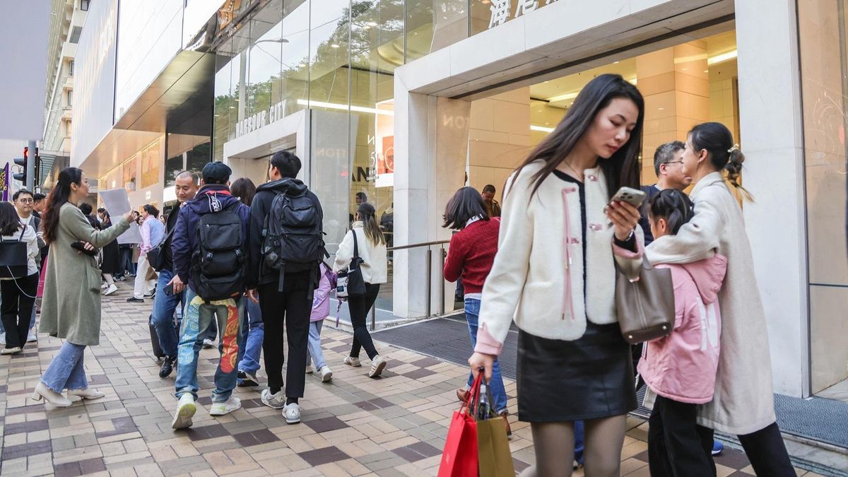 友邦「活享儲蓄計劃」：結合滾存、提存、承傳！成功投保享高達13%保費回贈