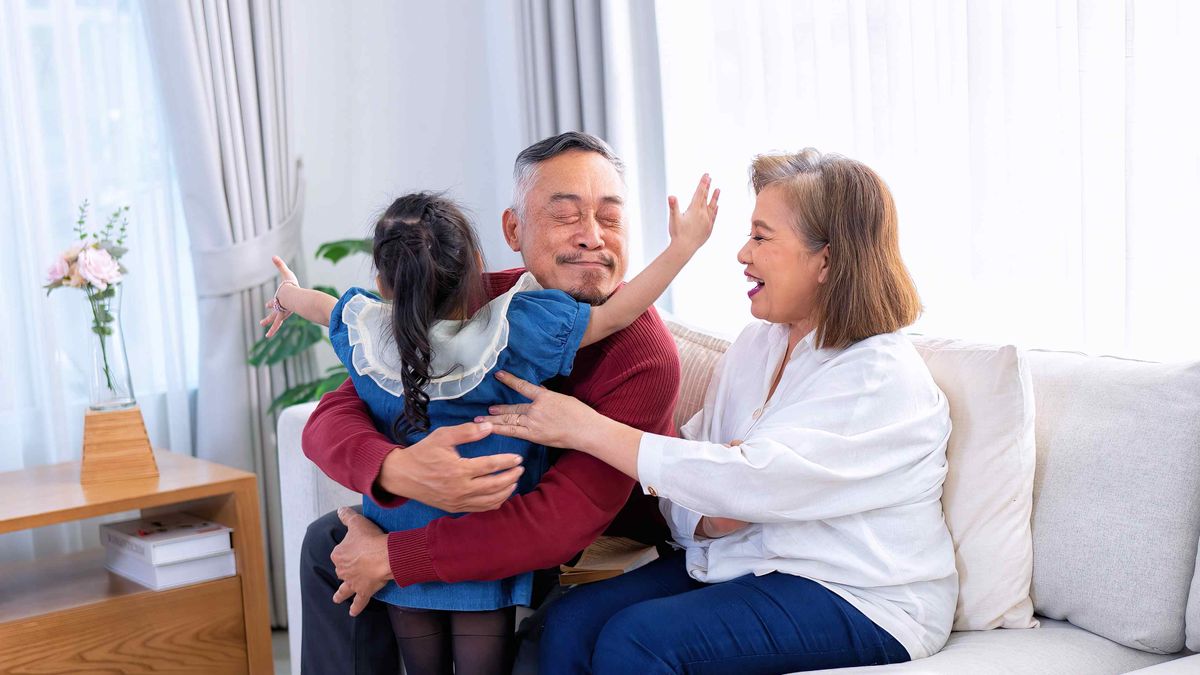 理財個案｜68歲爸想沽自住樓搬來跟我住！再將全部資金買派息基金會否太冒險？｜龔成教室
