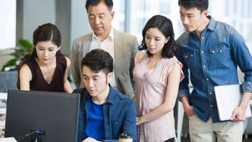 未來生活趨勢2025, 詐騙增多, 五成中國受訪者常質疑網絡內容真實性, 香港財經時報
