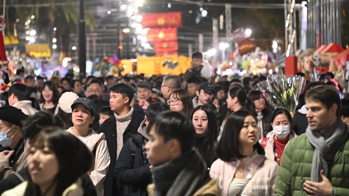 近2000個內地旅行團春節黃金周抵港！遠高於2018年疫情前