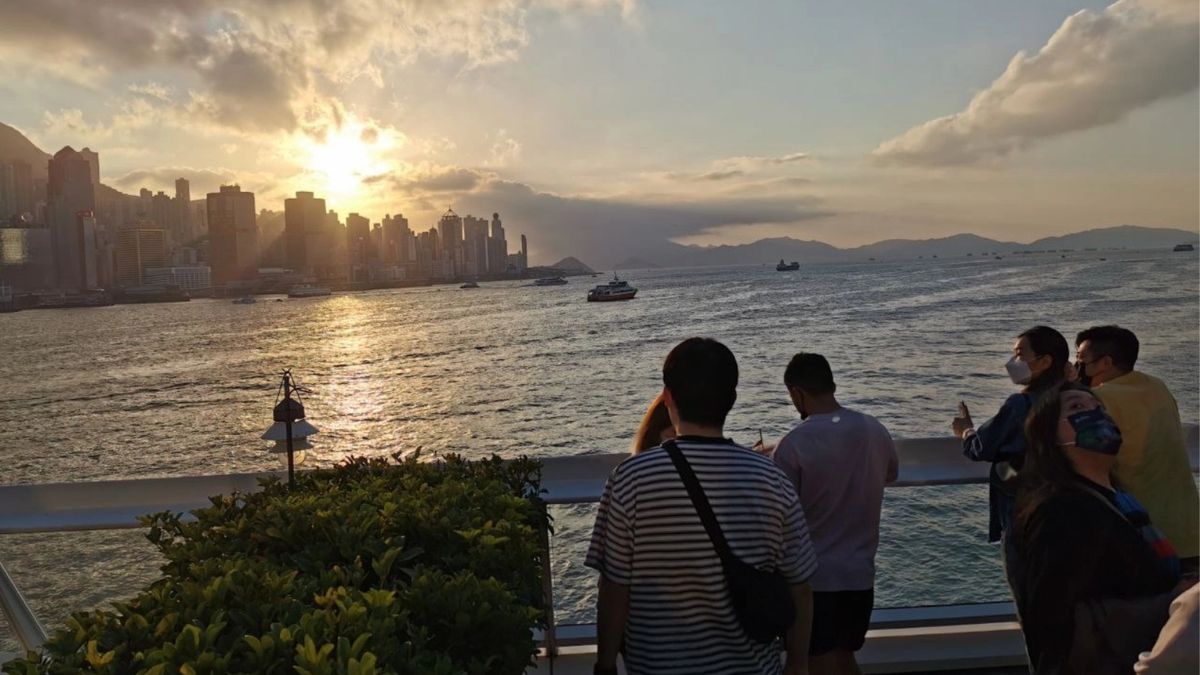 恒生指數終止三連跌反彈近300點：港股走勢該不是新跌浪之開始