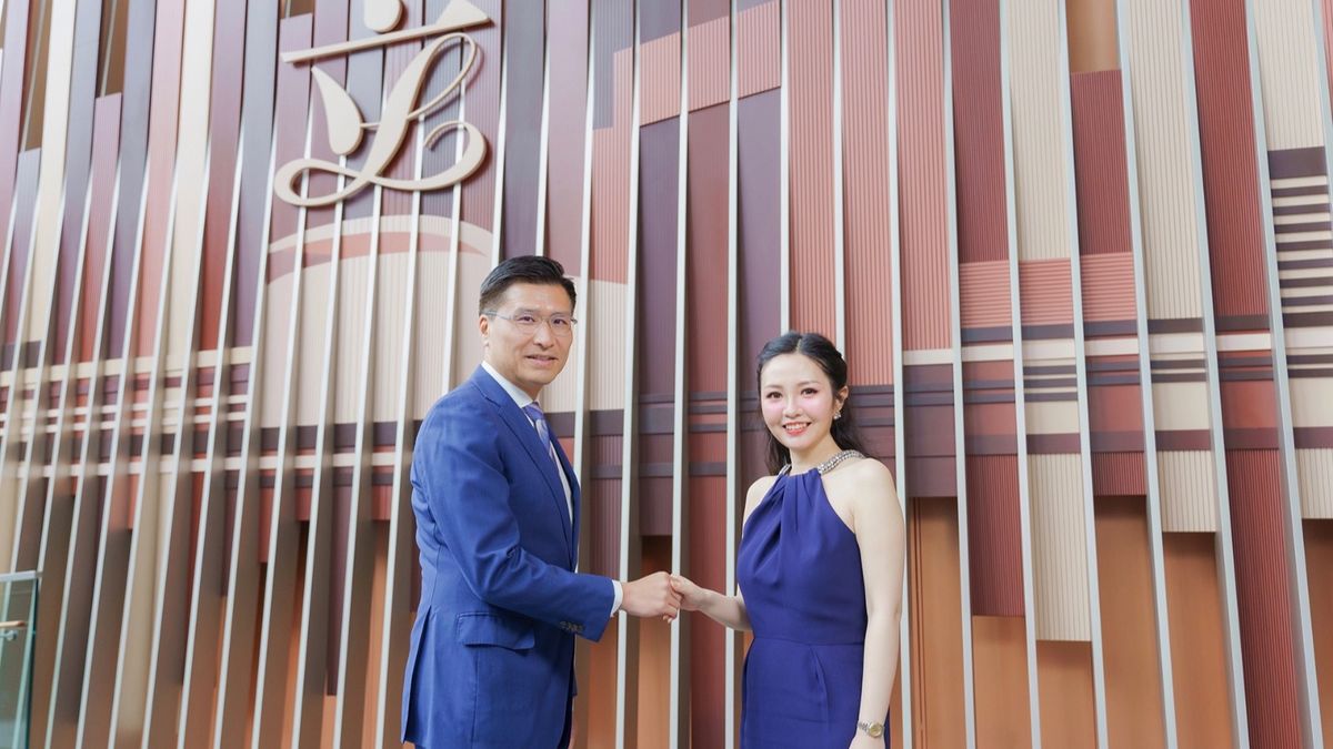 邱達根, 鄧蓓佳, hkbt, 香港財經時報