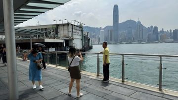 愛國教育, hkbt, 香港財經時報