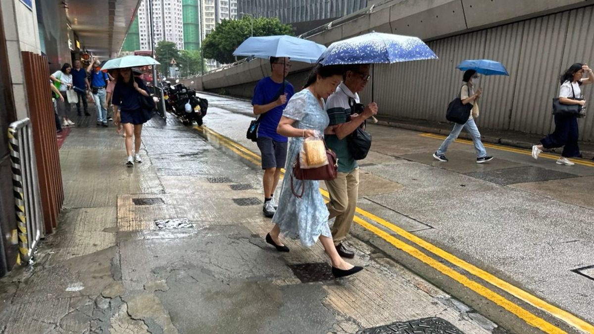 香港天文台｜本港風勢將逐步增強：考慮今晚9時至午夜12時改發八號風球