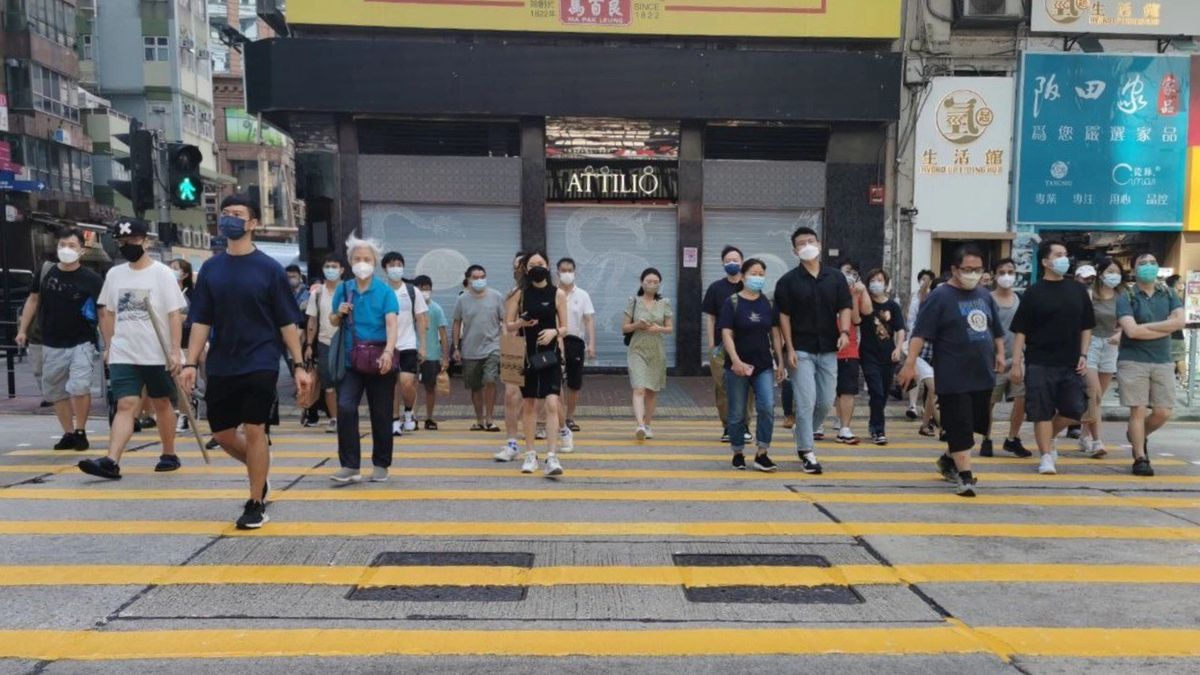 停課日暫無風雨！天文台：丹娜絲殘餘正橫過深圳一帶！本港間中有驟雨及狂風雷暴