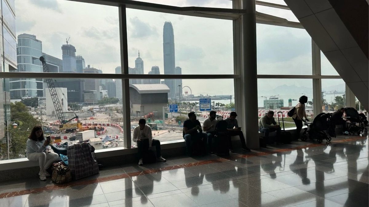 恒生指數8月波幅確明顯偏細：月底前技術上或會有更大波幅點