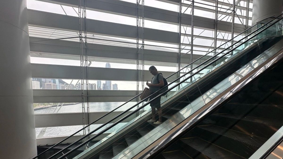 恒生指數已完全回補週一上升裂口：技術上分析港股走勢