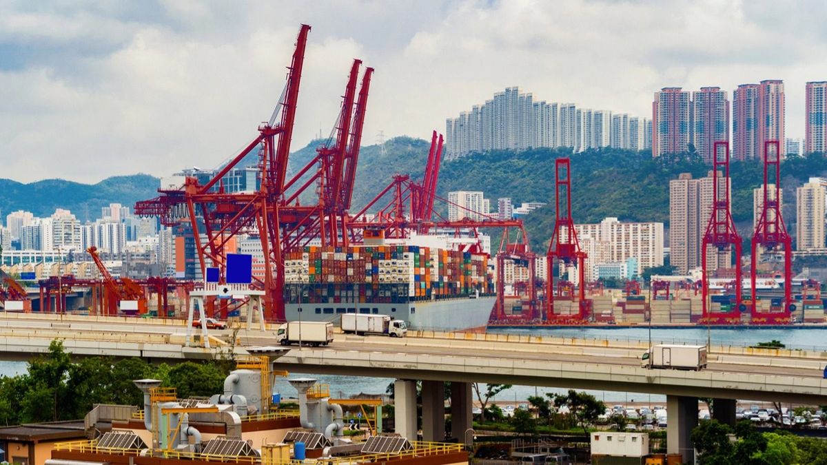 香港8月出口升14.5%連升18個月｜大新估計2025年全年出口或增長約10%