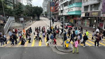 銀色債券, hkbt, 香港財經時報