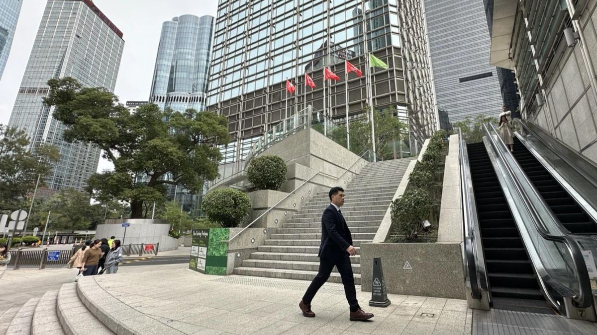 長江基建展現穩健經營實力、投資組合提供穩定收入：目標價60元