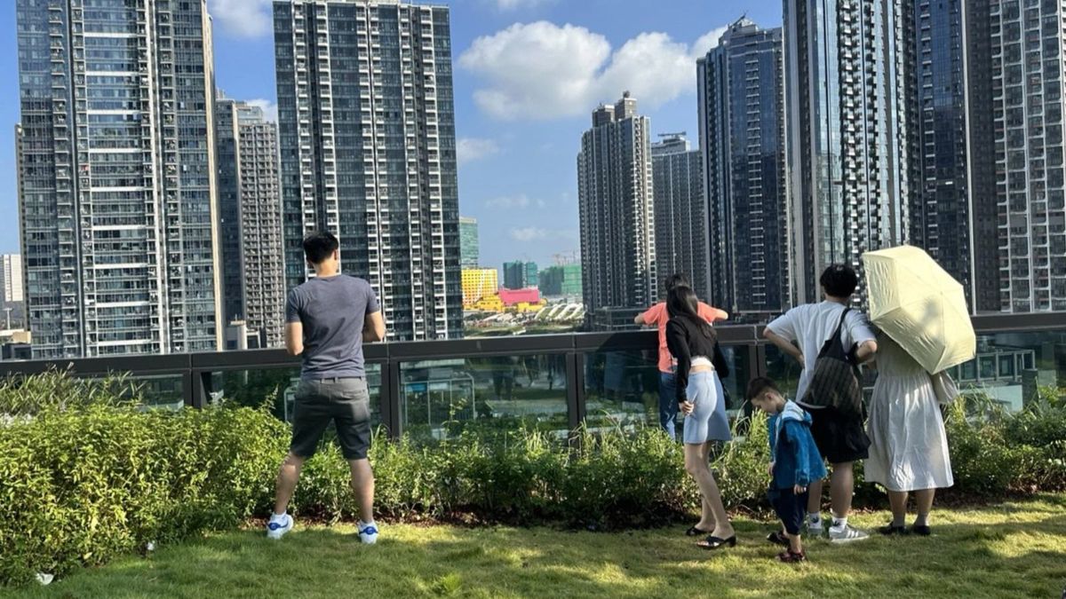 香港經濟｜施政報告如廢紙 何必提早宣讀？新政落空但無阻香港再起飛｜第一桶金