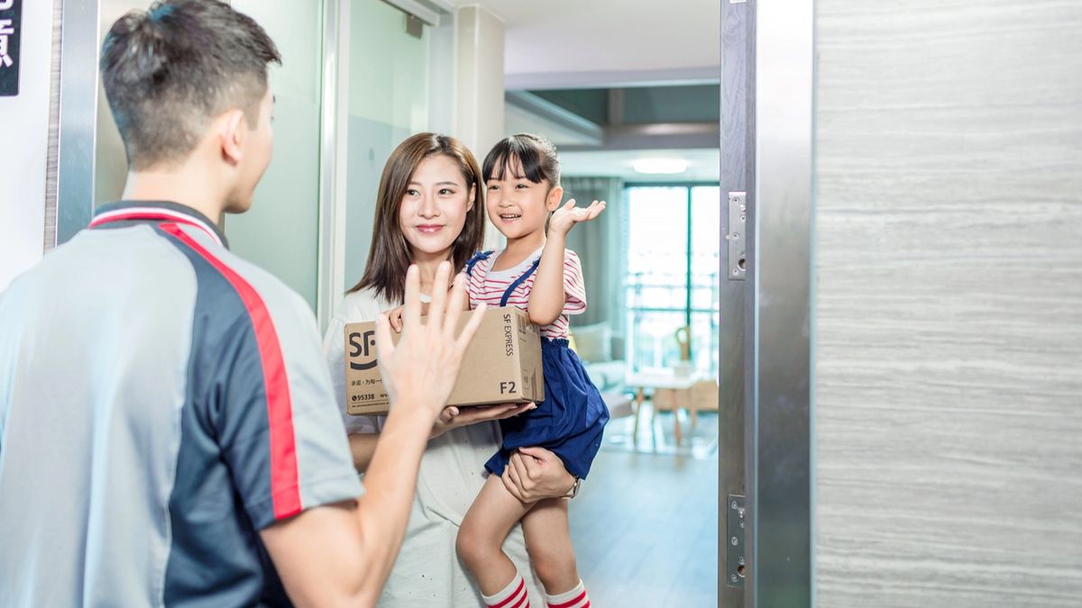 順豐香港, hkbt, 香港財經時報
