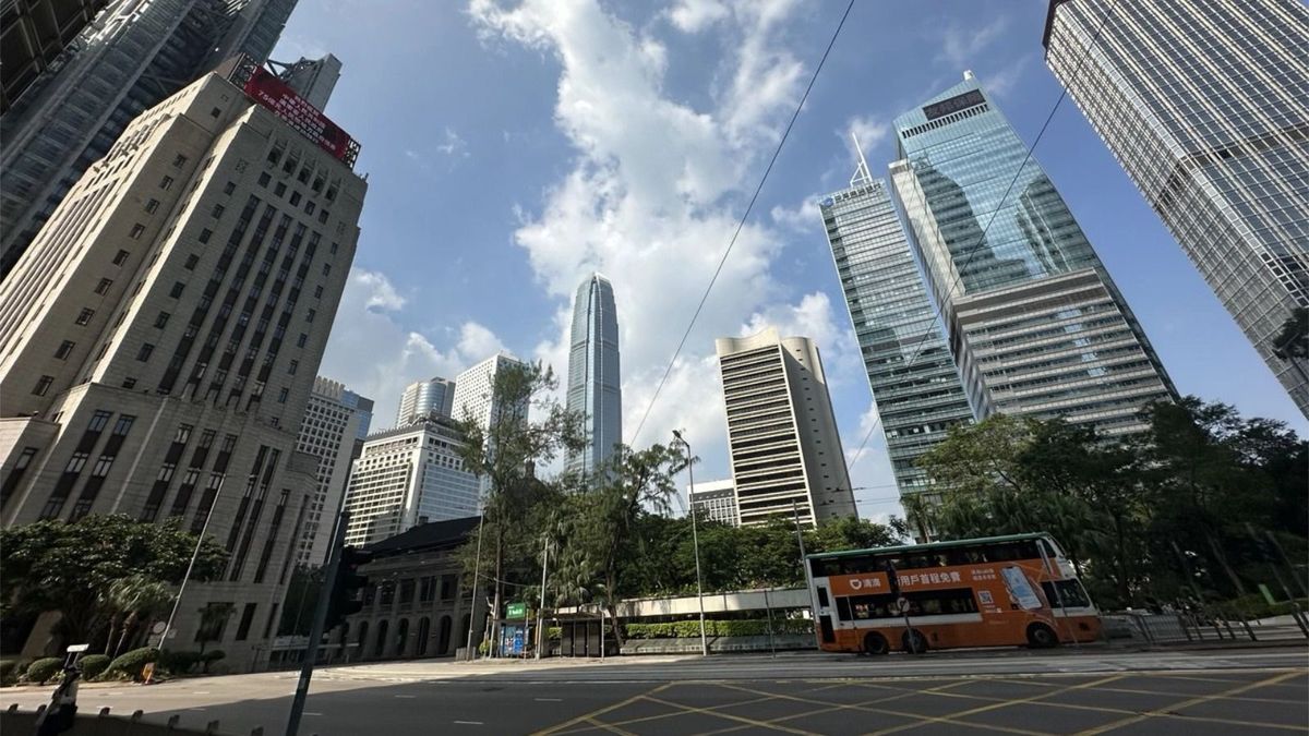 香港金融業 , hkbt, 香港財經時報