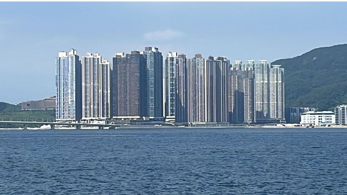 日出康城領凱成交, HKBT, 香港財經時報