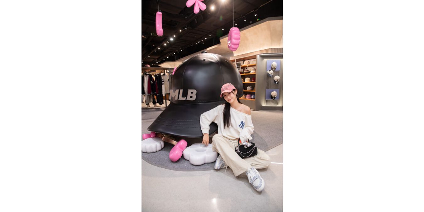 MLB